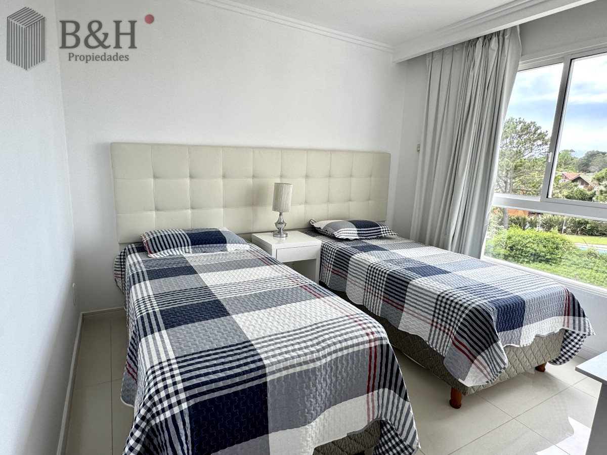 Apartamento ID.2988 - Apartamento, 3 dorm + dep, Punta del Este, Mansa, Venta y Alquiler
