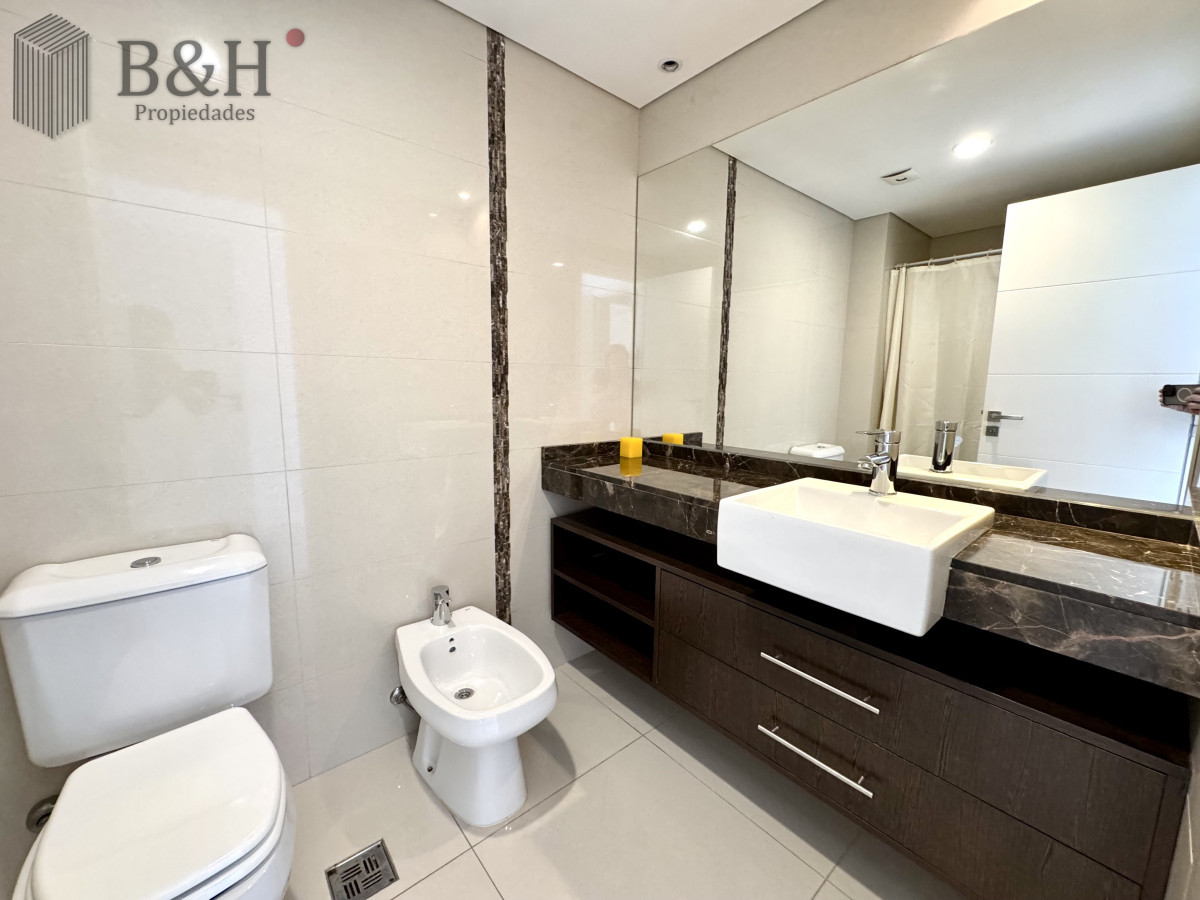 Apartamento ID.2988 - Apartamento, 3 dorm + dep, Punta del Este, Mansa, Venta y Alquiler
