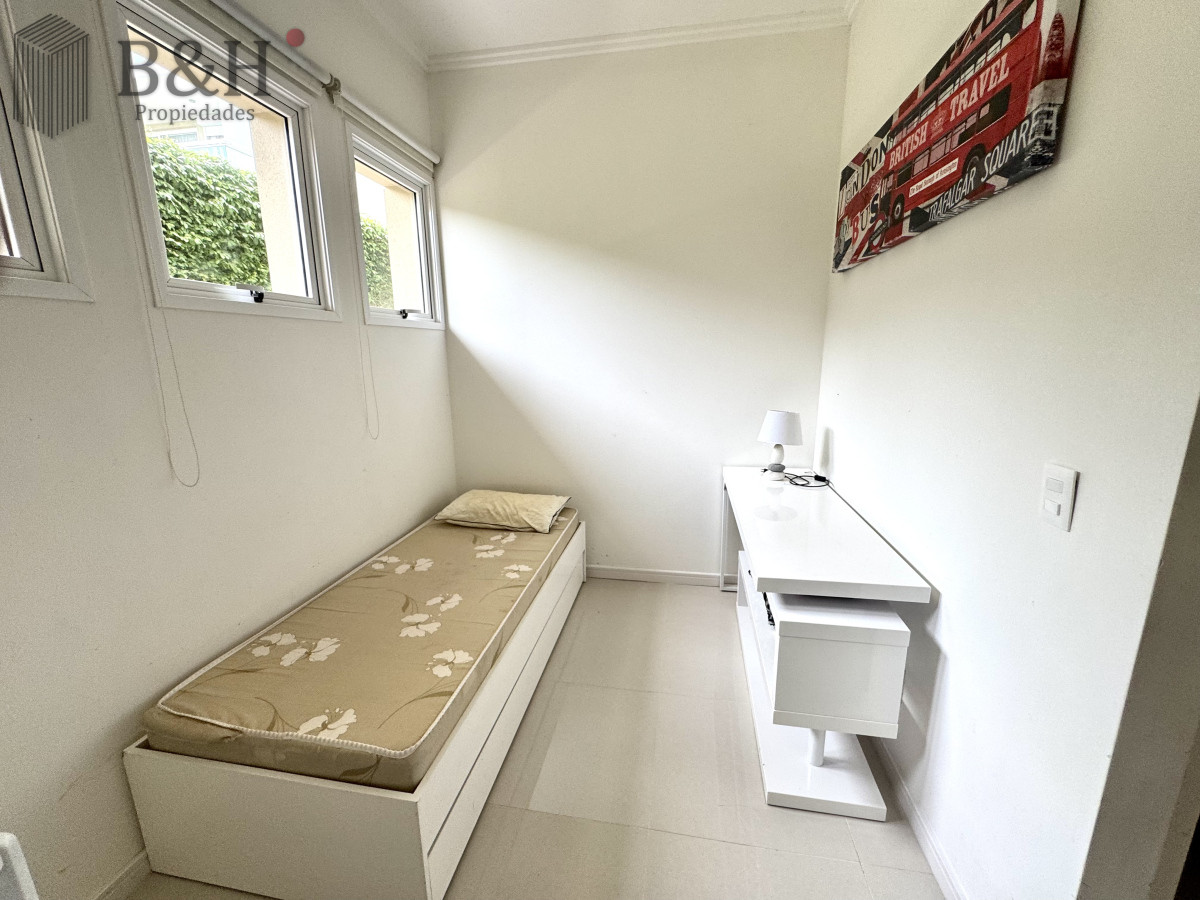 Apartamento ID.2988 - Apartamento, 3 dorm + dep, Punta del Este, Mansa, Venta y Alquiler