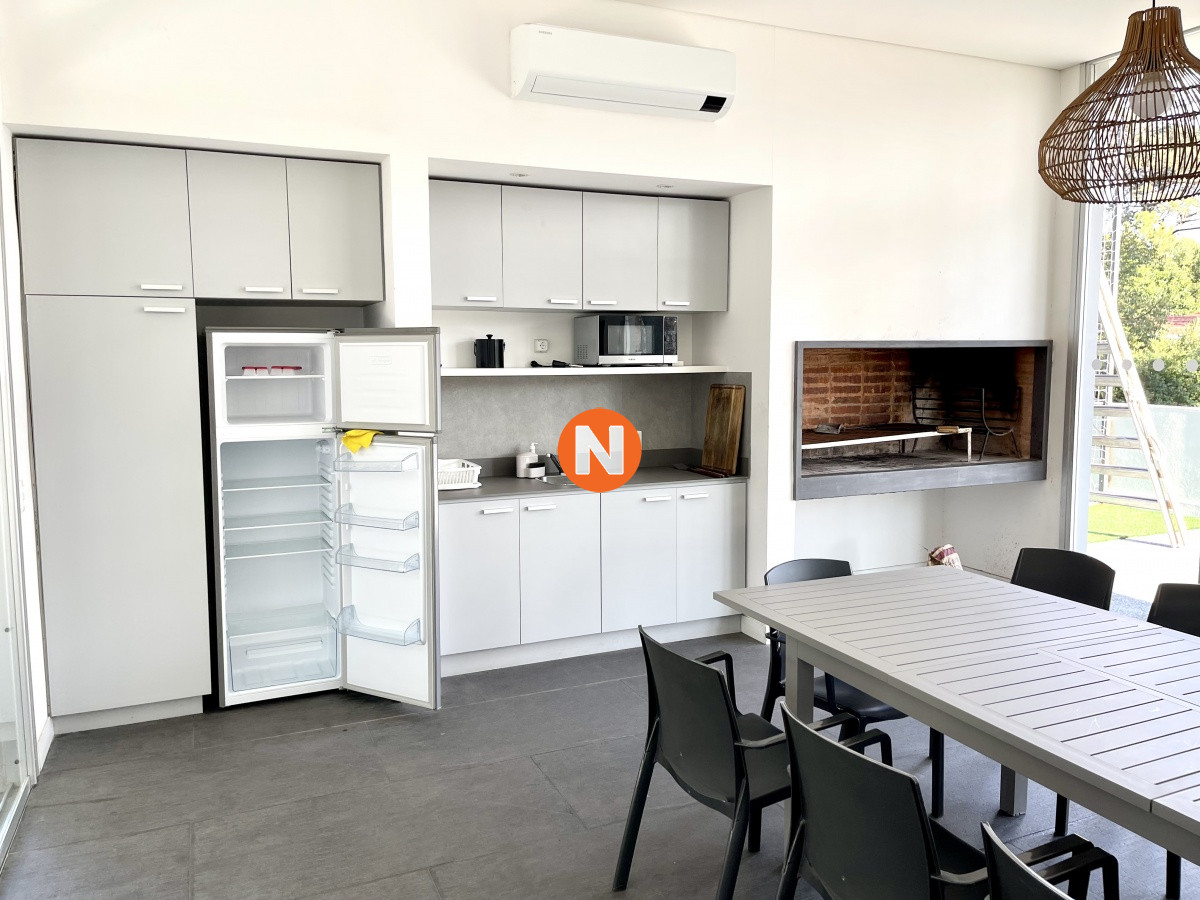 Apartamento Ref.219602 - Apartamento, 1 dormitorio, Punta del Este, Roosevelt, Venta