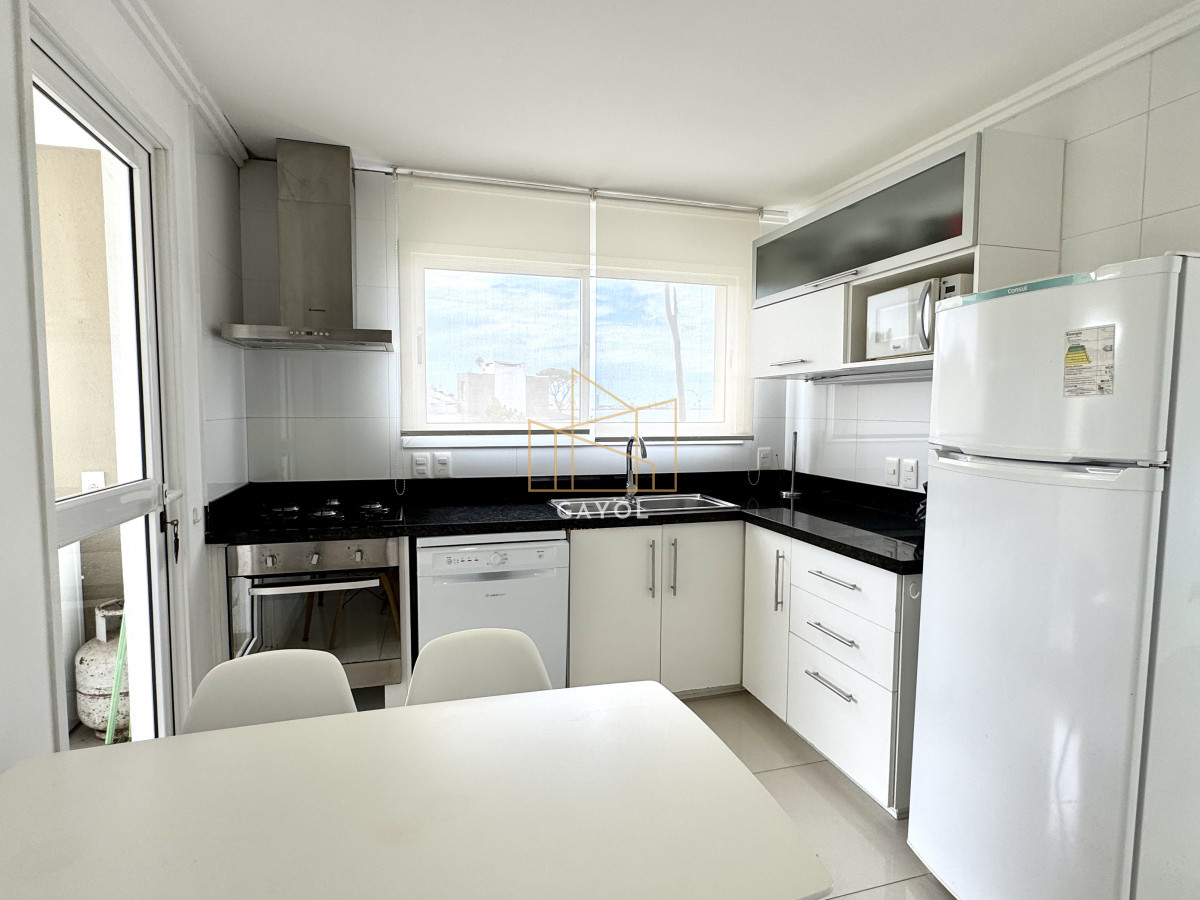 Apartamento ID.569 - Apartamento, 3 dorm + dep, Punta del Este, Mansa, Venta y Alquiler