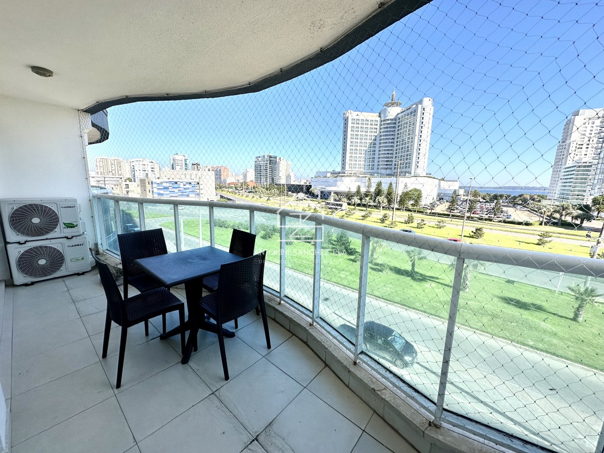 Apartamento ID.3961 - Apartamento, 2 y medio dorm, Punta del Este, ALQUILER