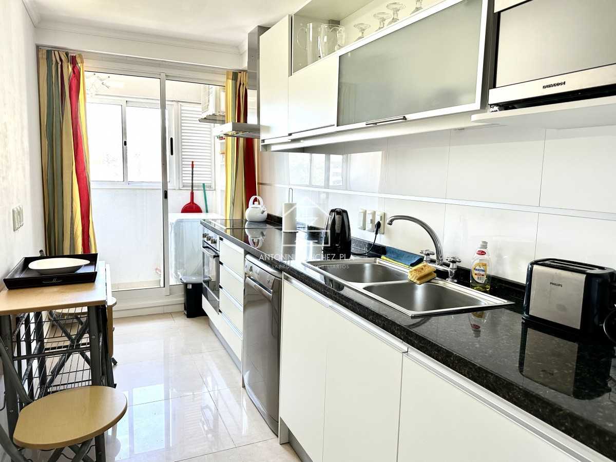 Apartamento ID.3961 - Apartamento, 2 y medio dorm, Punta del Este, ALQUILER