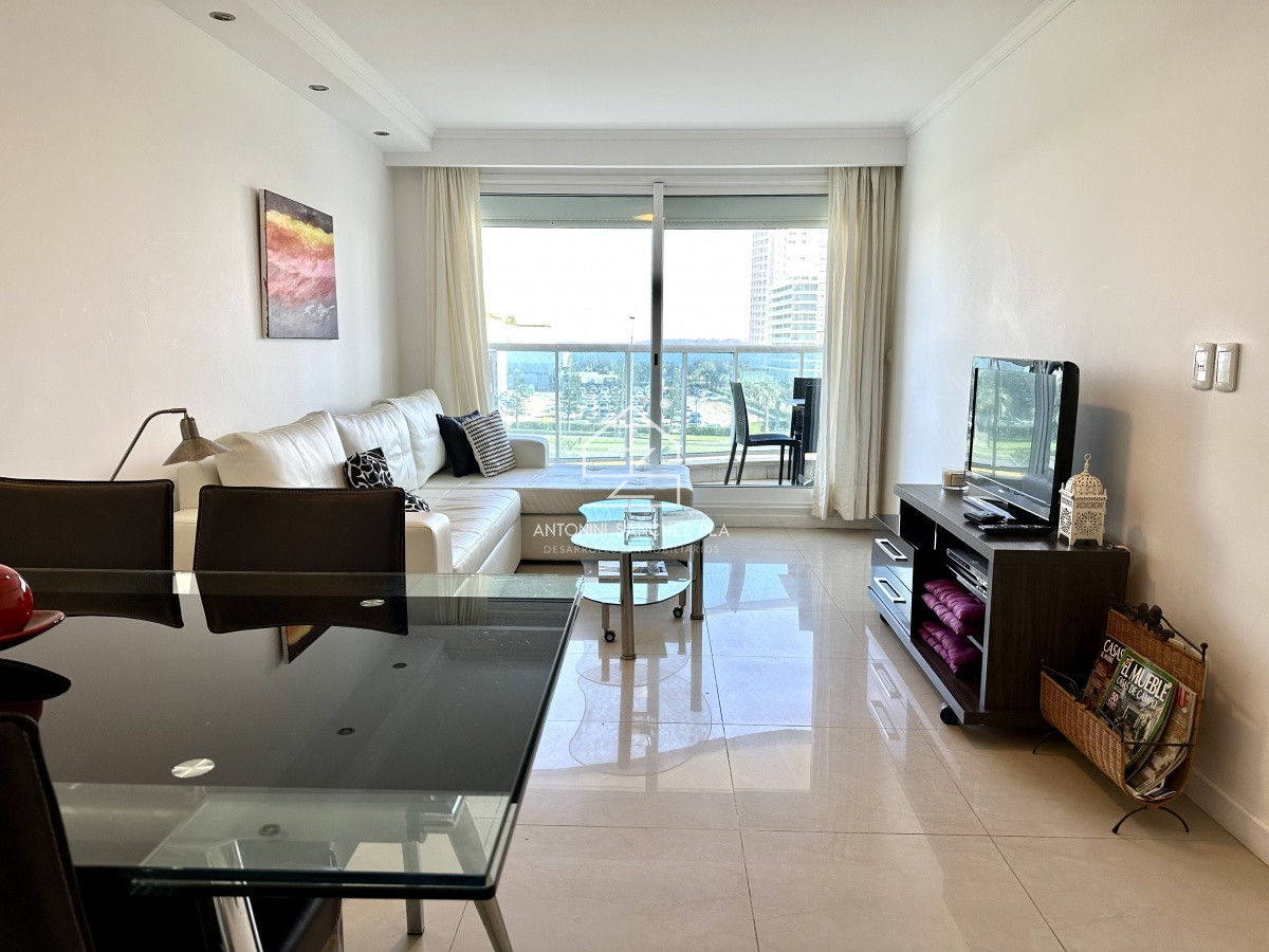 Apartamento ID.3961 - Apartamento, 2 y medio dorm, Punta del Este, ALQUILER