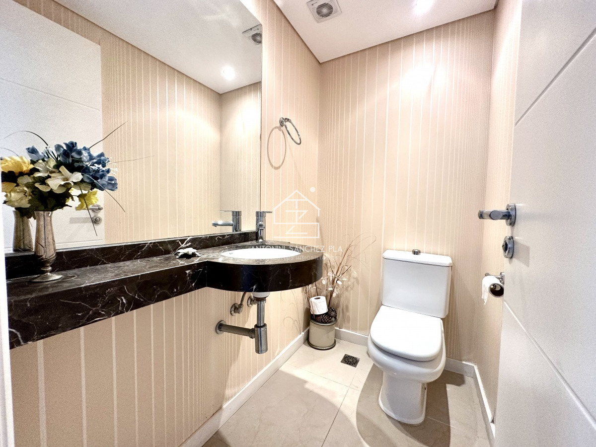 Apartamento ID.3961 - Apartamento, 2 y medio dorm, Punta del Este, ALQUILER