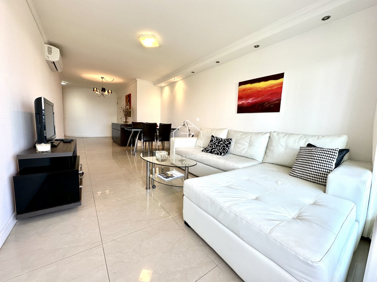 Apartamento ID.3961 - Apartamento, 2 y medio dorm, Punta del Este, ALQUILER