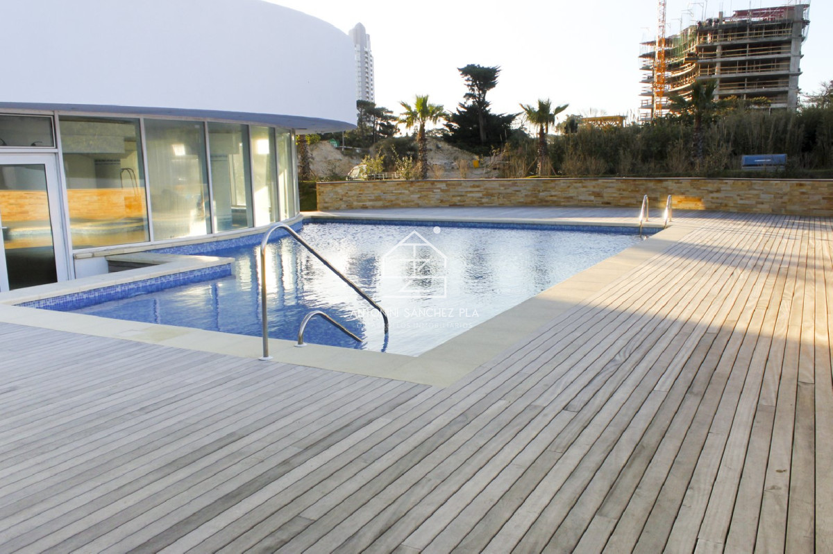 Apartamento ID.3961 - Apartamento, 2 y medio dorm, Punta del Este, ALQUILER