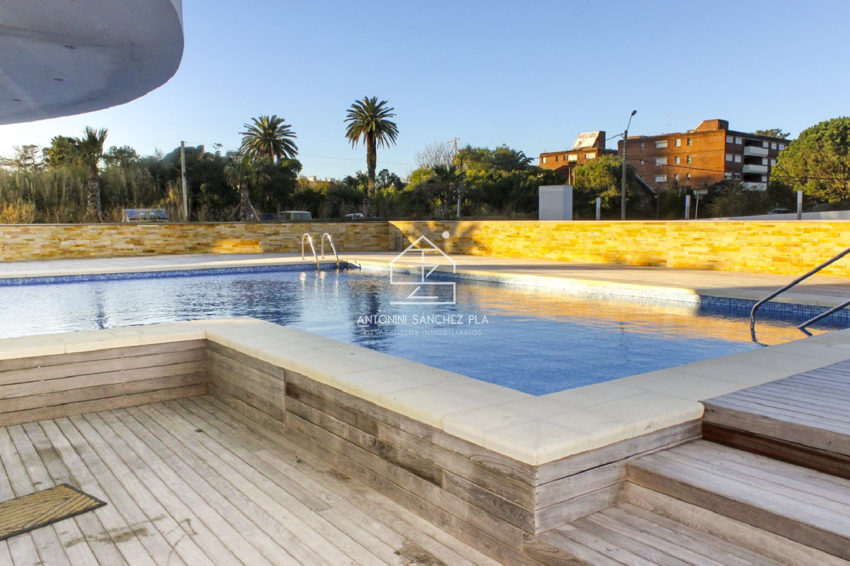 Apartamento ID.3961 - Apartamento, 2 y medio dorm, Punta del Este, ALQUILER