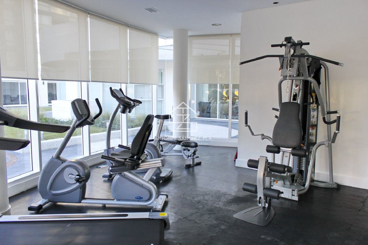 Apartamento ID.3961 - Apartamento, 2 y medio dorm, Punta del Este, ALQUILER