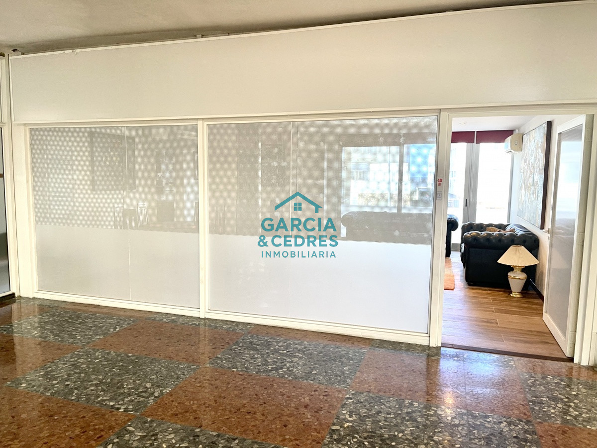 Local Comercial ID.295 - Local, oficina, consultorio, etc, Punta del Este, Península, Venta 