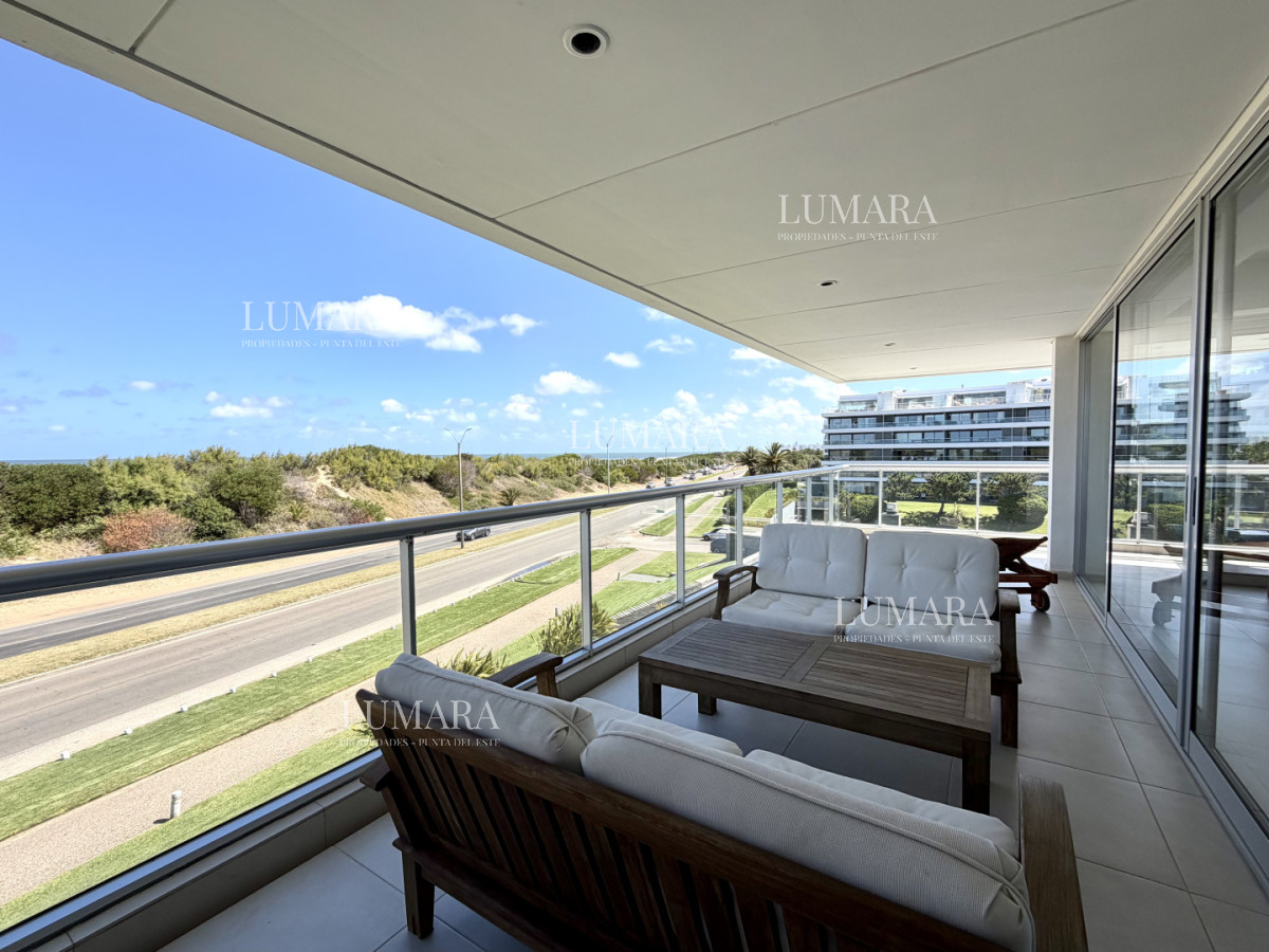 Apartamento ID.3207 - Apartamento, 3 dorm y dep, brava, Punta del Este Venta