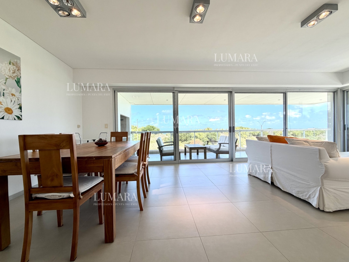 Apartamento ID.3207 - Apartamento, 3 dorm y dep, brava, Punta del Este Venta