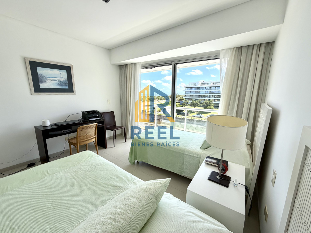 Apartamento ID.292 - Apartamento, 3 dorm y dep, brava, Punta del Este Venta