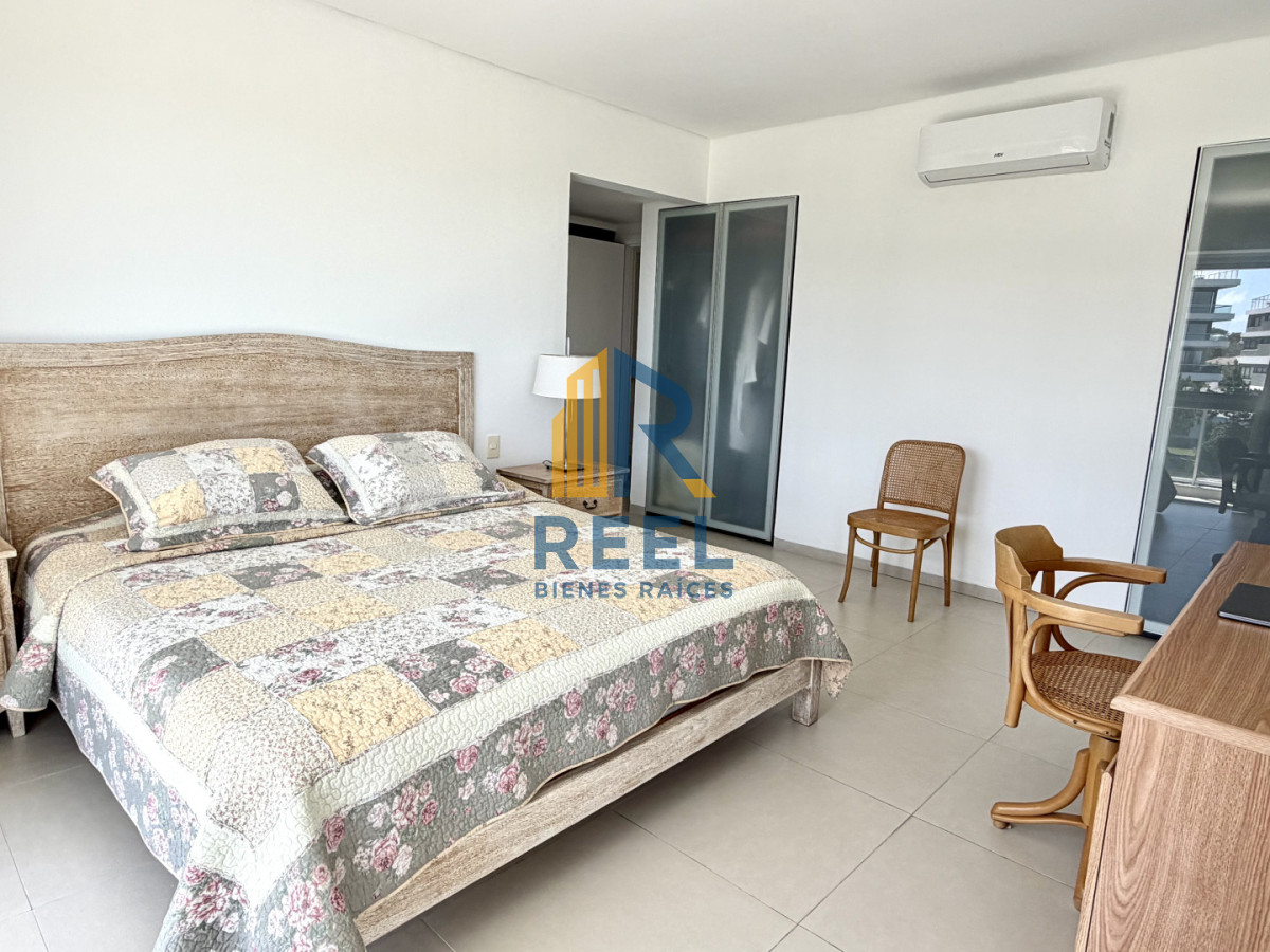 Apartamento ID.292 - Apartamento, 3 dorm y dep, brava, Punta del Este Venta