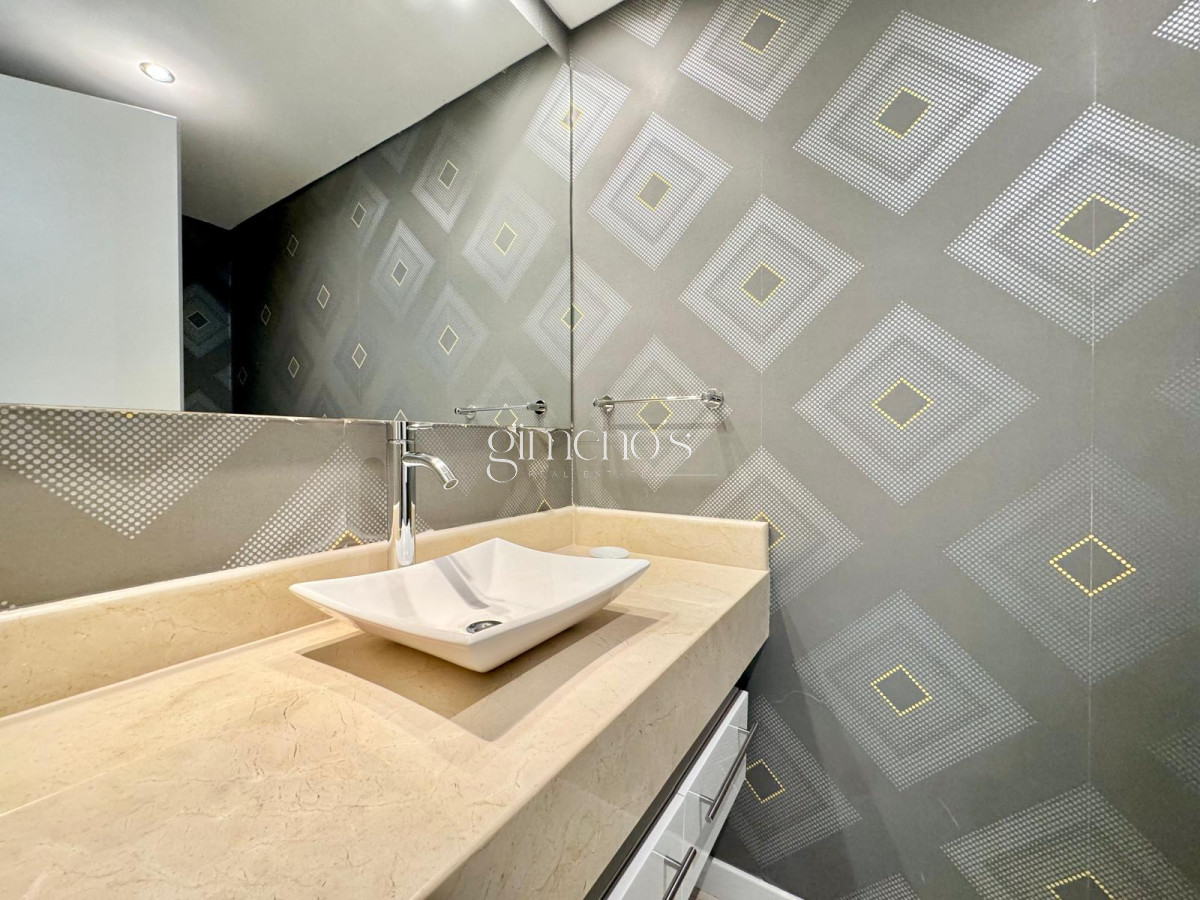 Apartamento ID.712 - Exclusivo Semipiso de 4 suites - Punta del Este, Puerto, Venta y Alquiler