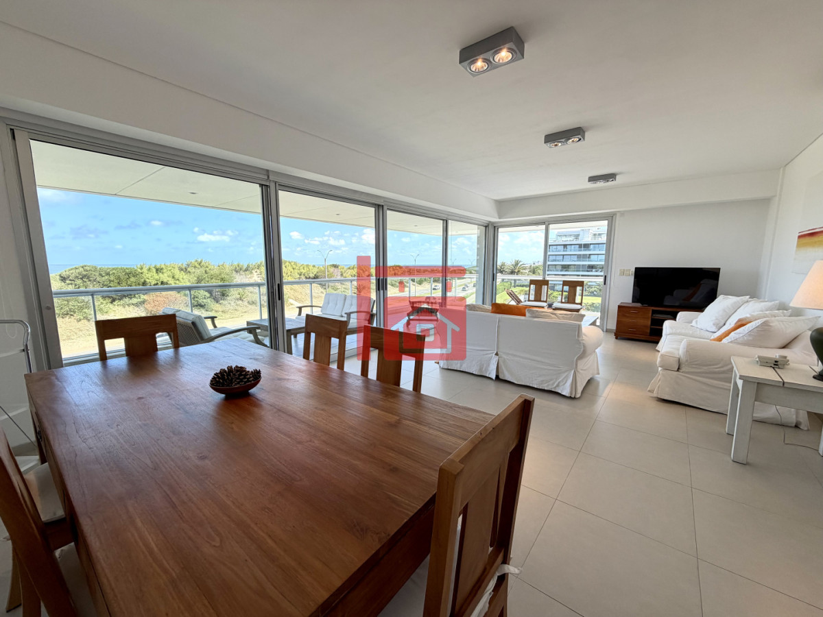 Apartamento ID.131 - Apartamento, 3 dorm y dep, brava, Punta del Este Venta