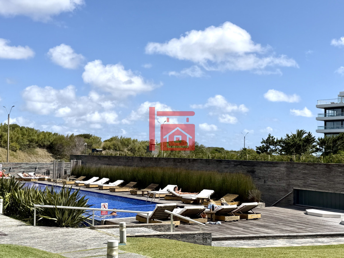 Apartamento ID.131 - Apartamento, 3 dorm y dep, brava, Punta del Este Venta
