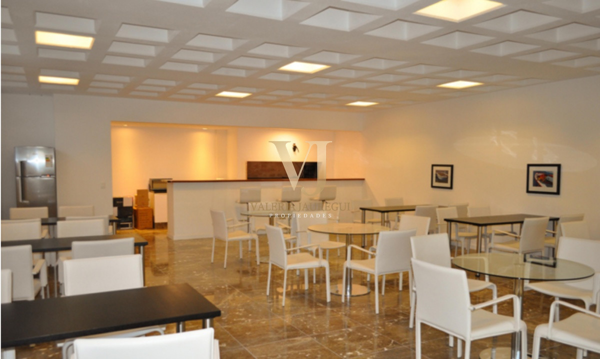 Apartamento ID.1027 - Exclusivo Semipiso, Punta del Este, Puerto, Venta, Alquiler