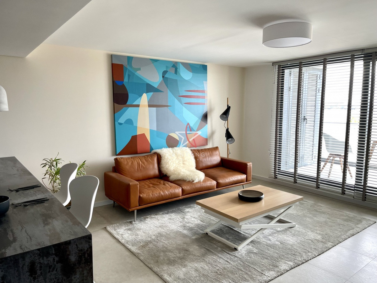 Venta, Apartamento,2 Dormitorios, 3 baños, Carrasco - BTG2602A