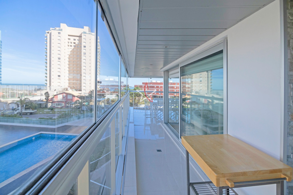 APARTAMENTO, 2 DORMITORIOS, 3 BAÑOS, PLAYA MANSA, PUNTA DEL ESTE, VENTA - BTG814A