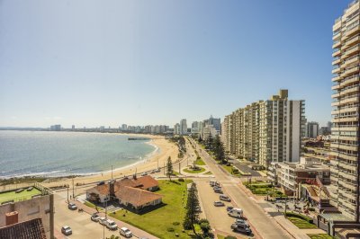 Casino Miguez, 3 dormitorios, 4 baños, venta, península, punta del este