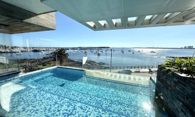 Apartamento, 4 dorm, 1ra fila, Peninsula, Mansa, Venta