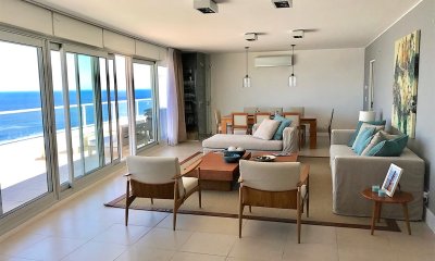 APARTAMENTO PENTHOUSE, 4 DORMITORIOS Y DEPENDENCIA, BRAVA, PUNTA DEL ESTE, VENTA