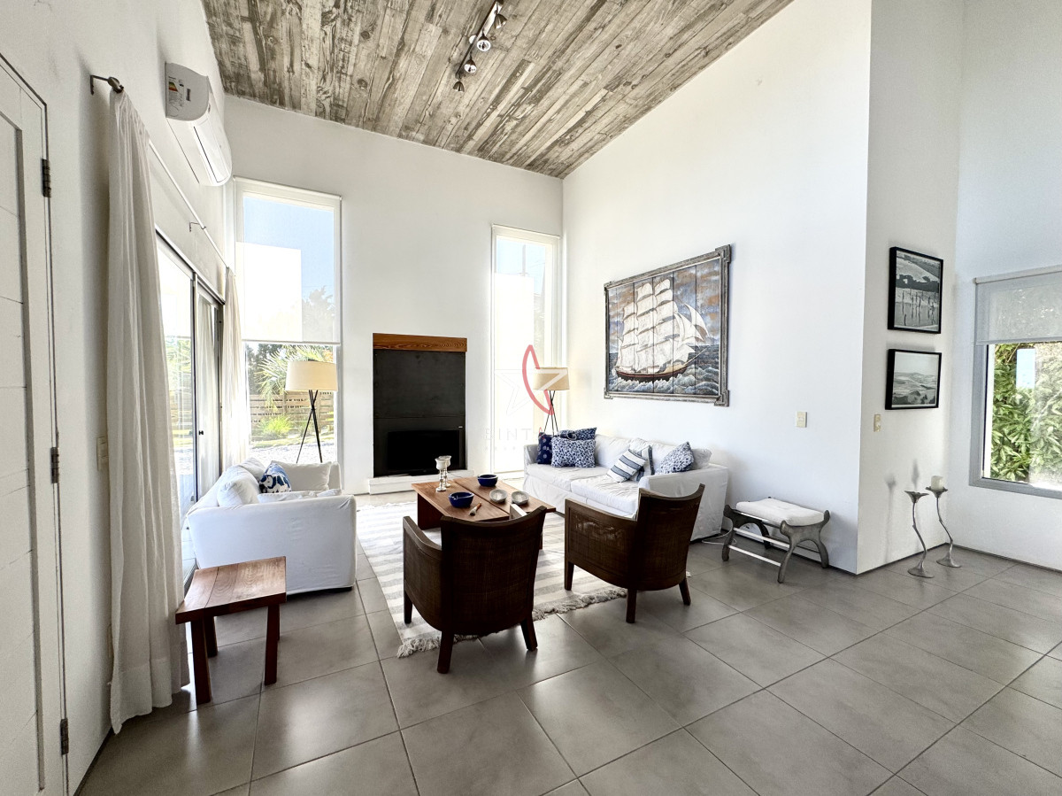 El Chorro - GoPunta - Portal Inmobiliario de Punta del Este - Maldonado