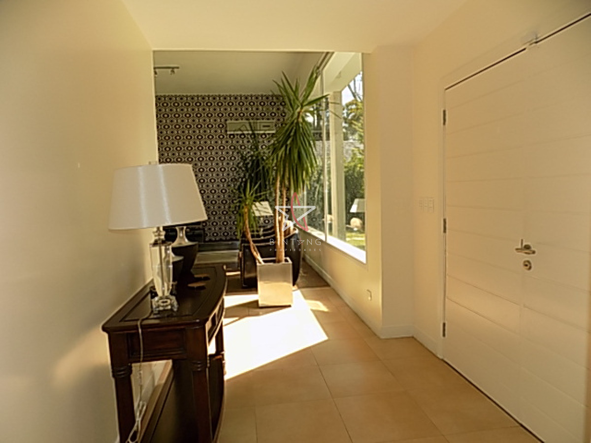Boulevard Artigas - GoPunta - Portal Inmobiliario de Punta del Este - Maldonado