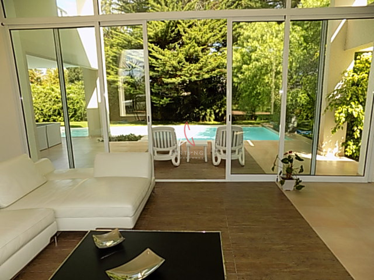 Boulevard Artigas - GoPunta - Portal Inmobiliario de Punta del Este - Maldonado