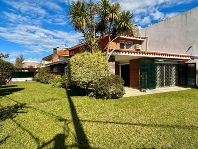 Casa, Venta, Punta Gorda, 3 Dormitorios, 3 Baños, Garage