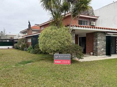 Casa, Venta, Punta Gorda, 3 Dormitorios, 3 Baños, Garage