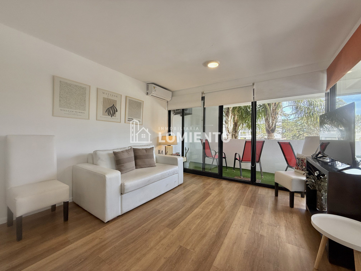 Apartamento ID.1519 - Alquiler temporada apartamento 1 dormitorio Edificio Jardines del Country 