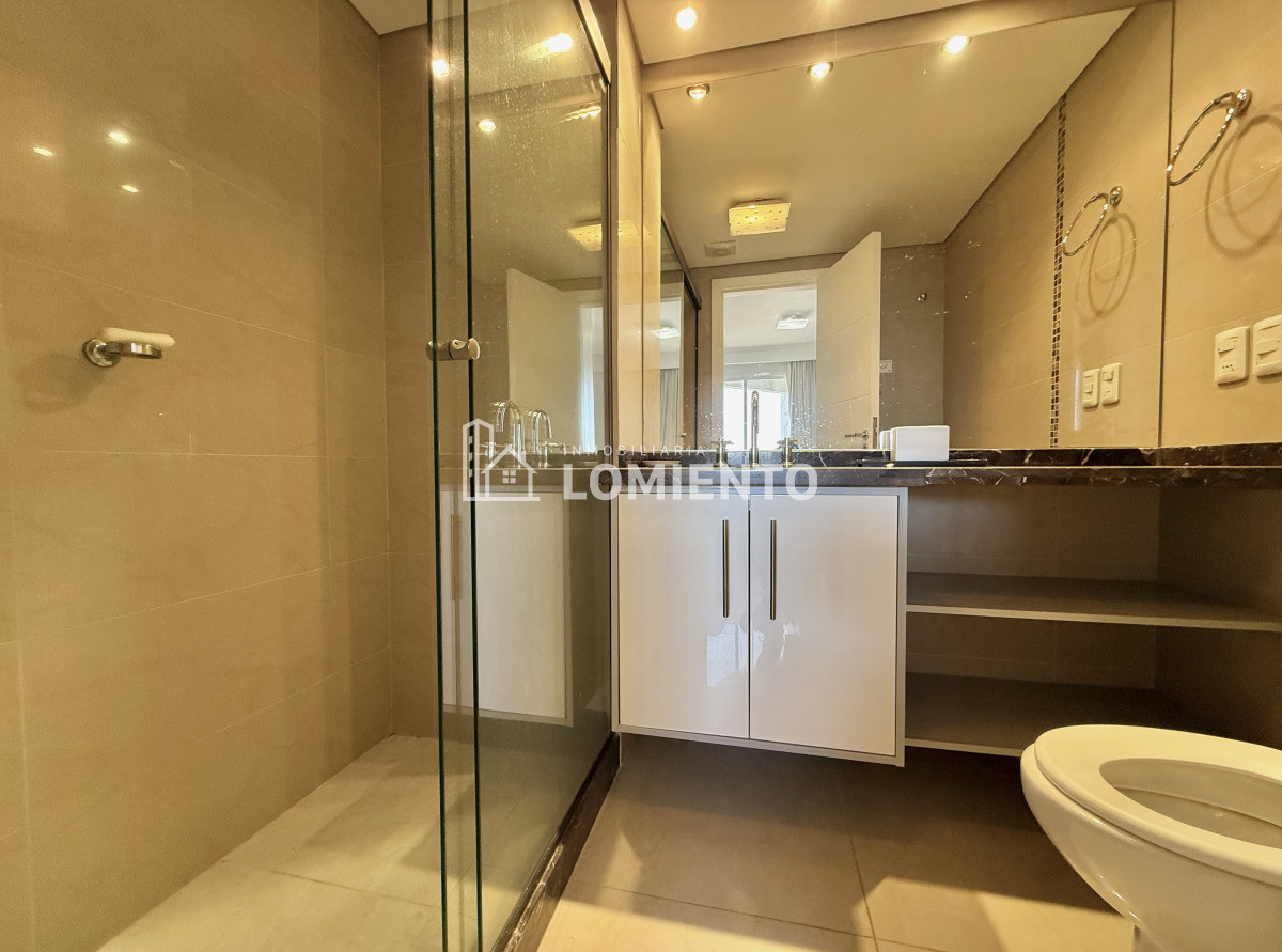 Apartamento ID.1726 - Venta apartamento 2 dormitorios y medio Edificio Casino Tower