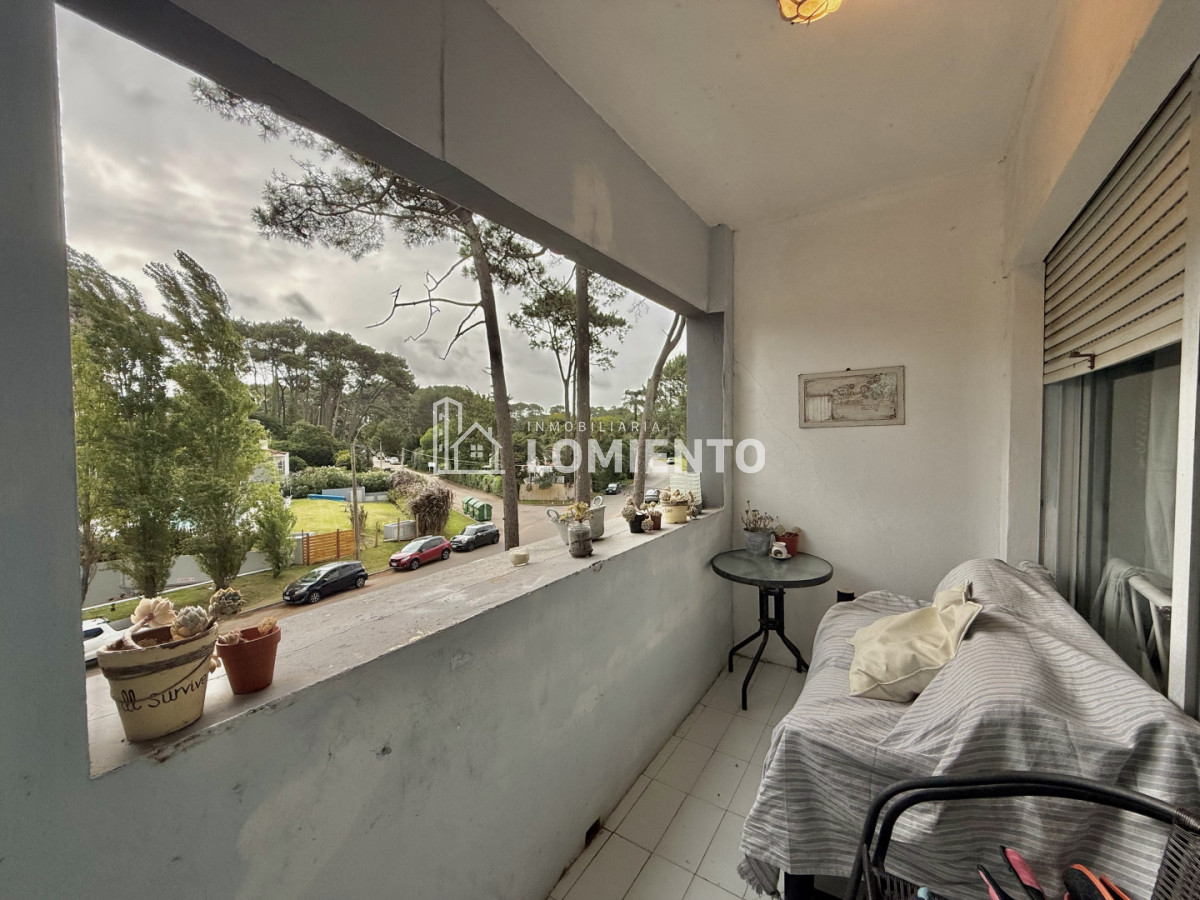 Apartamento ID.812 - Oportunidad Venta- alquiler anual apartamento 2 dormitorios Zona Roosevelt 