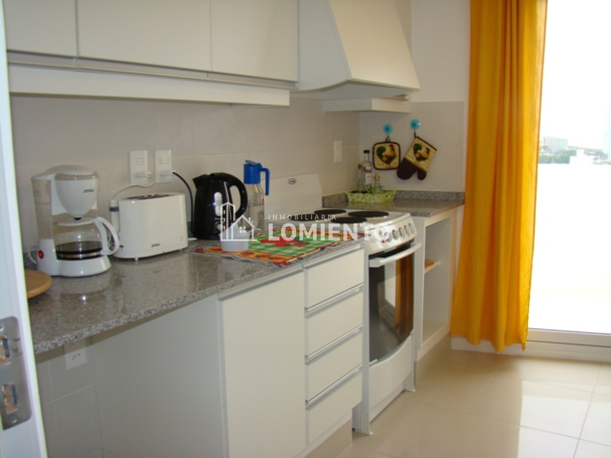 Apartamento ID.994 - Venta Apartamento 2 dormitorios y medio Pent-house Botavara
