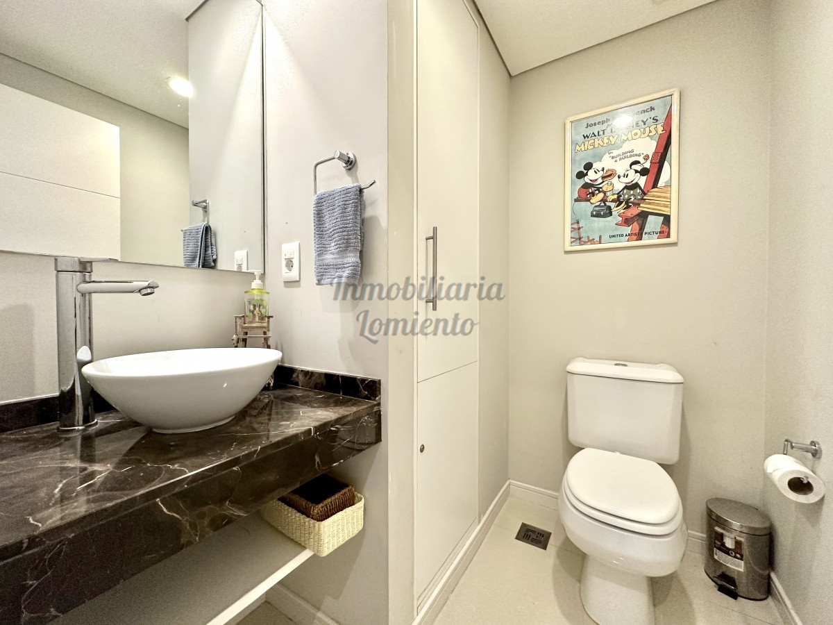 Apartamento ID.1395 - Venta- alquiler temporada apartamento 2 dormitorios con vista al mar Edificio Cruceros