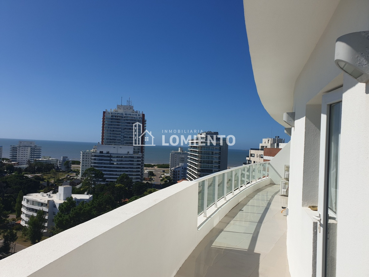 Apartamento ID.994 - Venta Apartamento 2 dormitorios y medio Pent-house Botavara