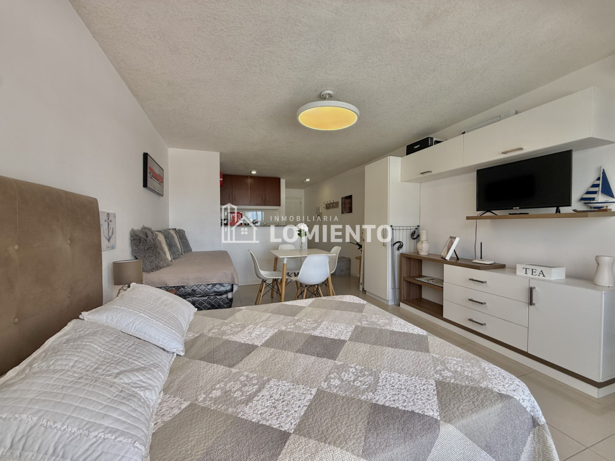 Apartamento ID.1516 - Alquiler temporada monoambiente con terraza Playa Mansa 