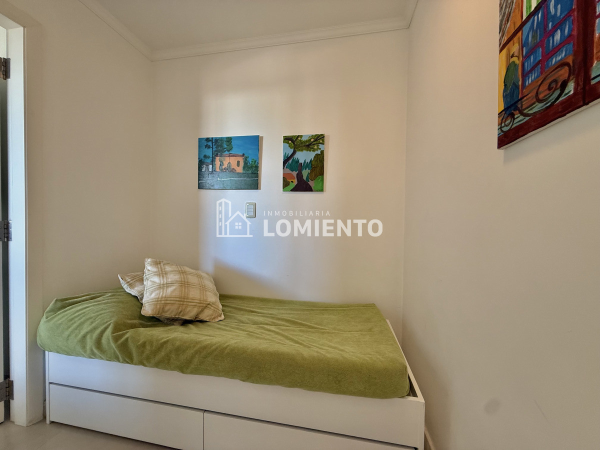 Apartamento ID.1726 - Venta apartamento 2 dormitorios y medio Edificio Casino Tower