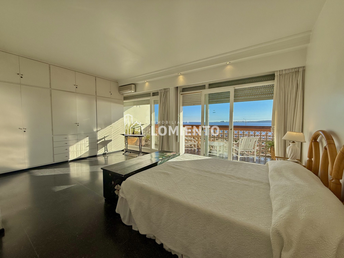 Apartamento ID.820 - Venta apartamento 2 dormitorios y servicio Torre Vanguardia