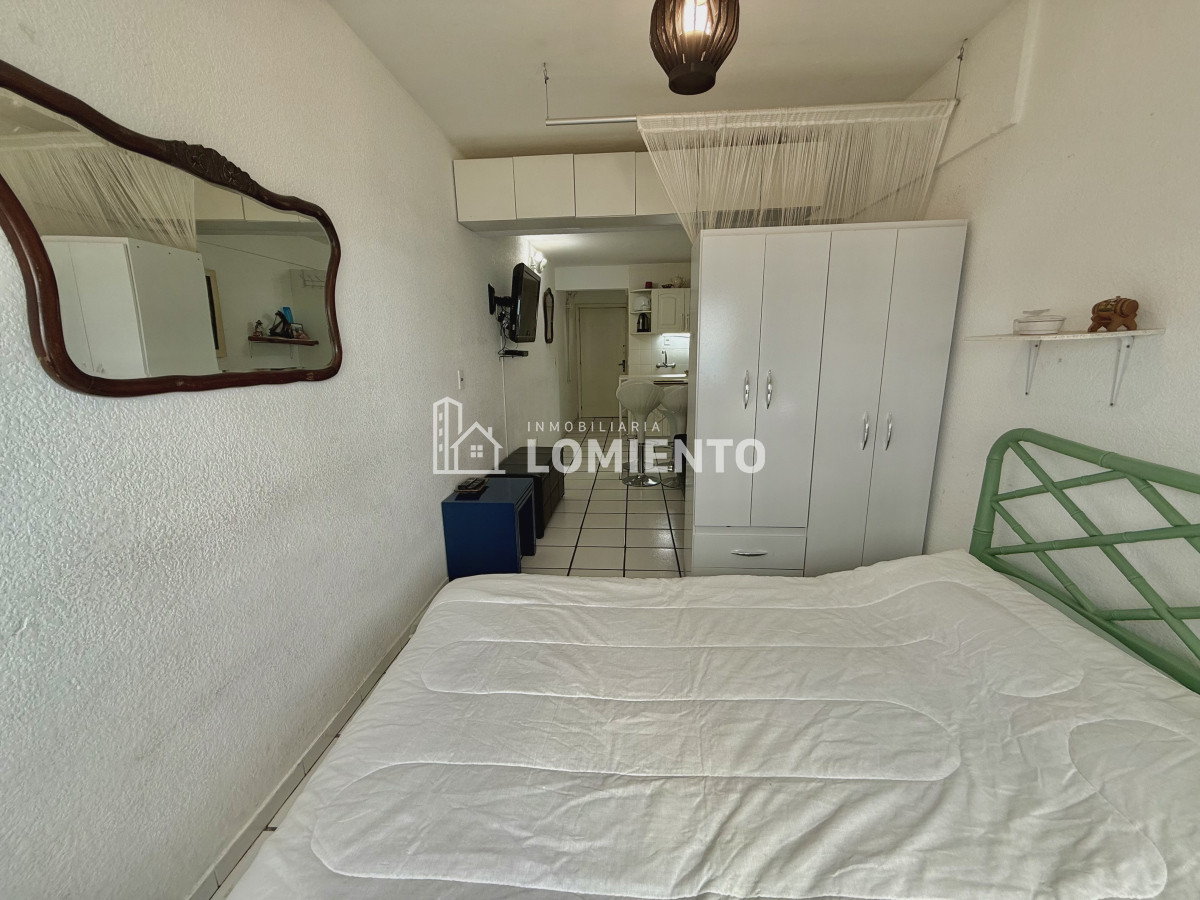 Apartamento ID.1655 - Venta monoambiente en Edificio Chesterfield Tower