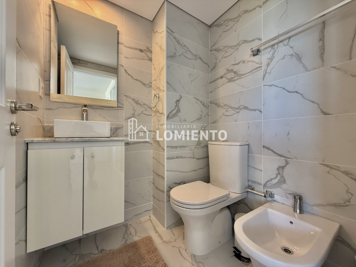 Apartamento ID.1812 - Venta- alquiler anual apartamento 3 dormitorios y Servicio Edificio Poseidon Laguna 