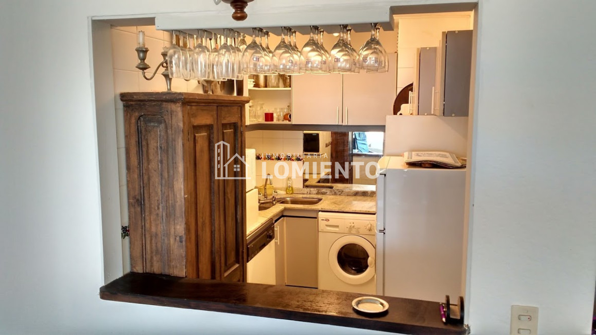 Apartamento ID.663 - Alquiler anual-temporada apartamento 2 dormitorios frente playa brava