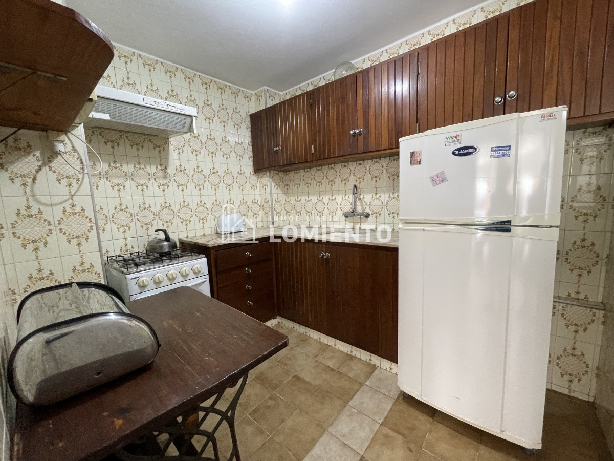 Apartamento ID.1300 - Venta apartamento 1 dormitorio y medio Zona Península 