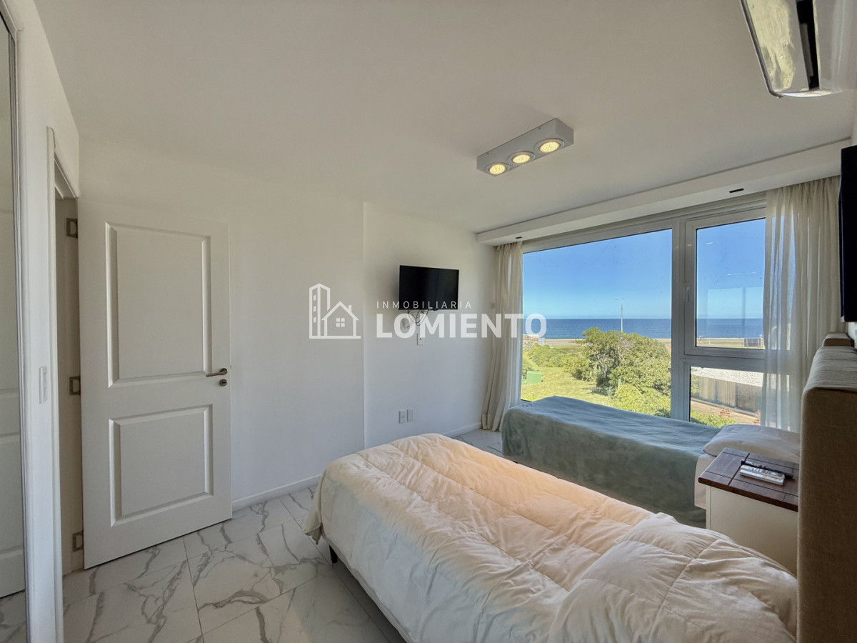 Apartamento ID.1812 - Venta- alquiler anual apartamento 3 dormitorios y Servicio Edificio Poseidon Laguna 