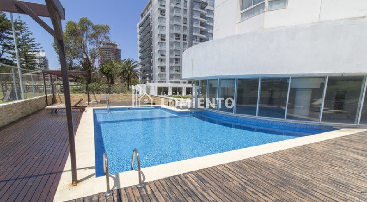 Apartamento ID.1726 - Venta apartamento 2 dormitorios y medio Edificio Casino Tower