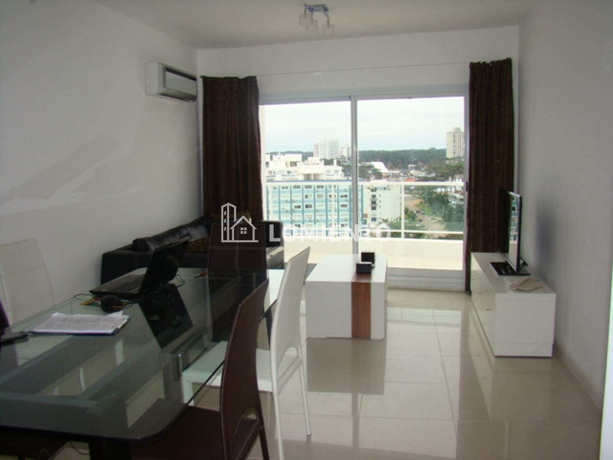 Apartamento ID.994 - Venta Apartamento 2 dormitorios y medio Pent-house Botavara