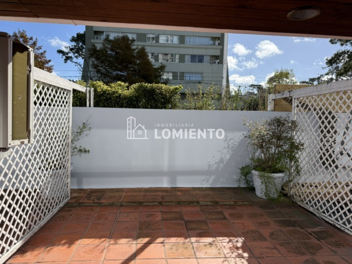 Apartamento ID.1835 - Venta apartamento Monoambiente con terraza y Garaje