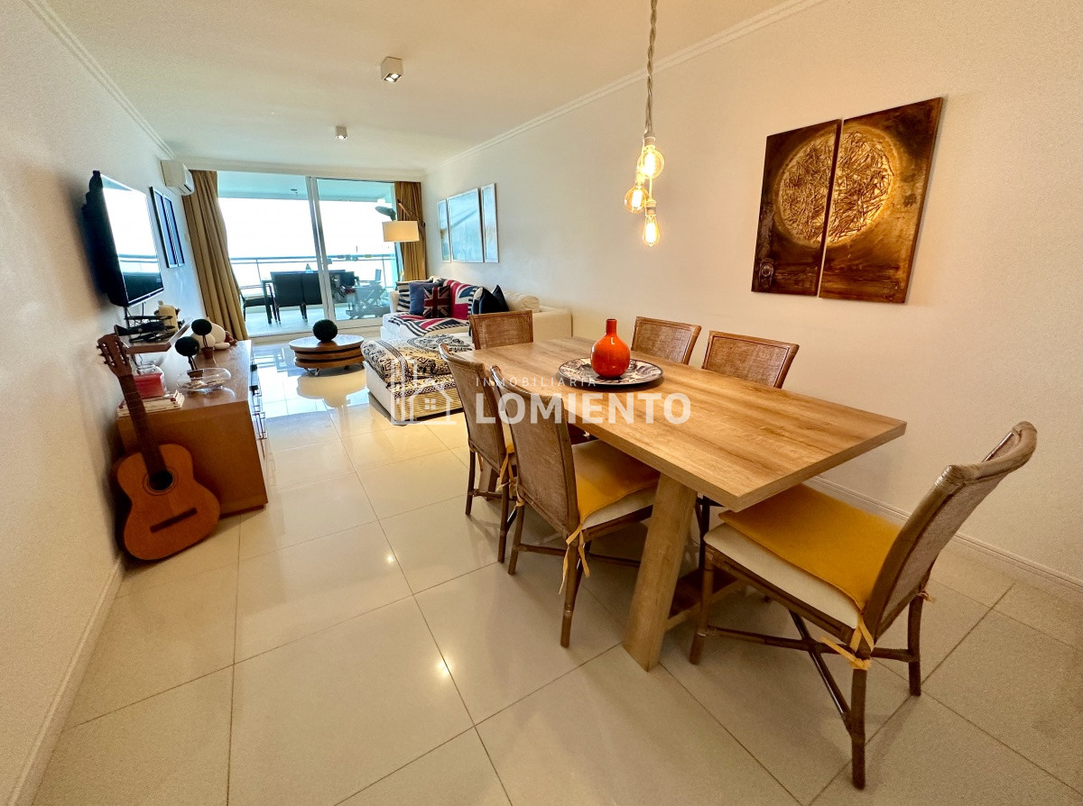 Apartamento ID.1395 - Venta- alquiler temporada apartamento 2 dormitorios con vista al mar Edificio Cruceros